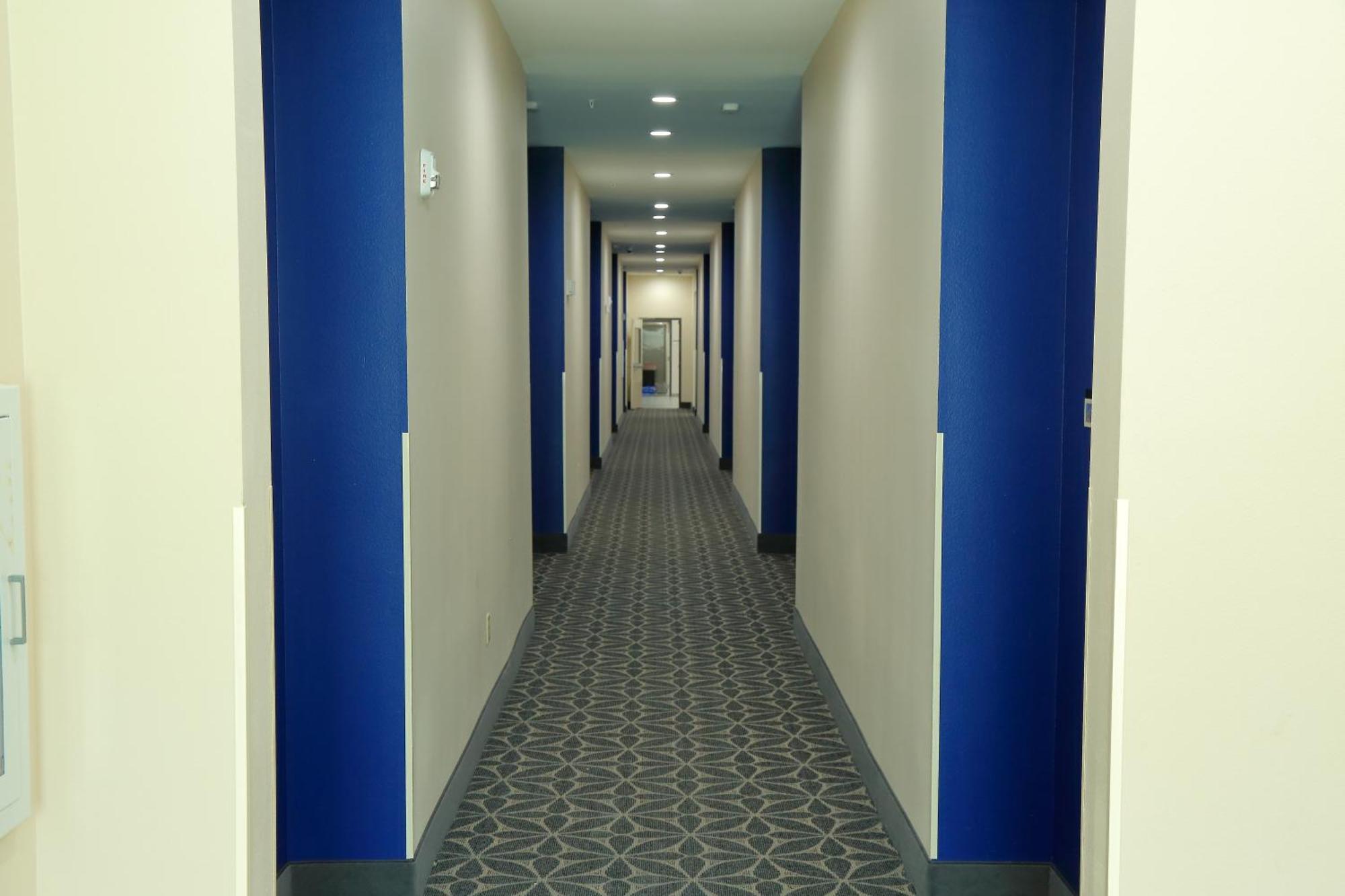 Americas Best Value Inn & Suites-Prairieville Bagian luar foto
